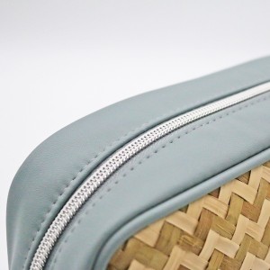 Natural Cosmetic Customized Eco-friendly Vacation Packaging Toiletry Bag