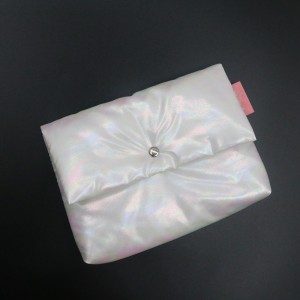 RPET Holographic Bag White Soft Waterproof and Renewable Cosmetic bag with Button