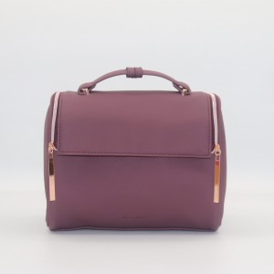 2022 New Product Elegant Purple PU Portable Makeup Bag Classic Look Cosmetic Bag