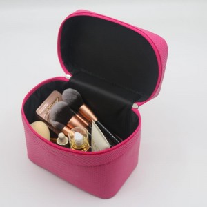 2022 Distinctive Innuendo Pink Makeup Bag Alligator Pattern Water-based PU Cosmetic Bag