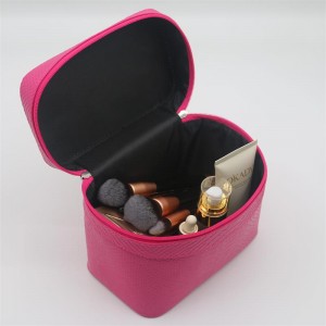 2022 Distinctive Innuendo Pink Makeup Bag Alligator Pattern Water-based PU Cosmetic Bag